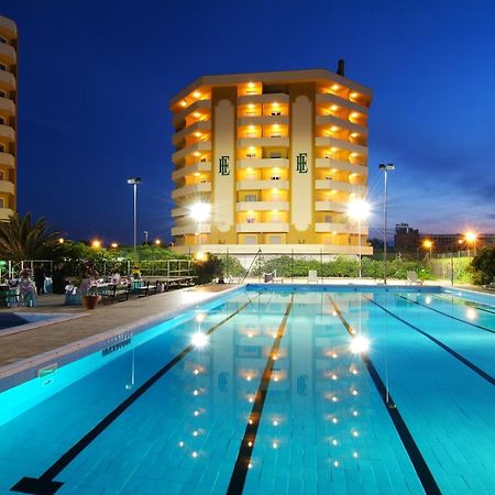 Grand Eurhotel Montesilvano Marina Esterno foto