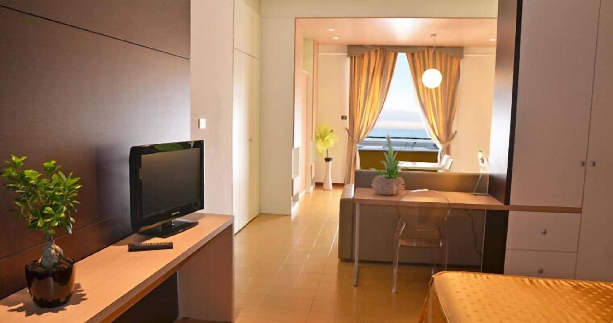 Grand Eurhotel Montesilvano Marina Esterno foto