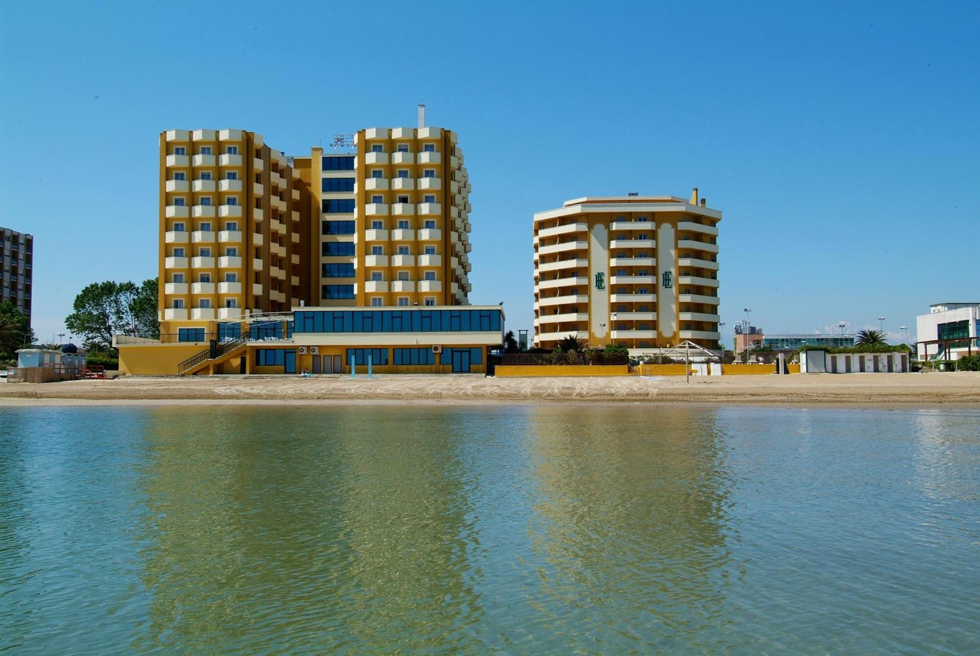 Grand Eurhotel Montesilvano Marina Esterno foto