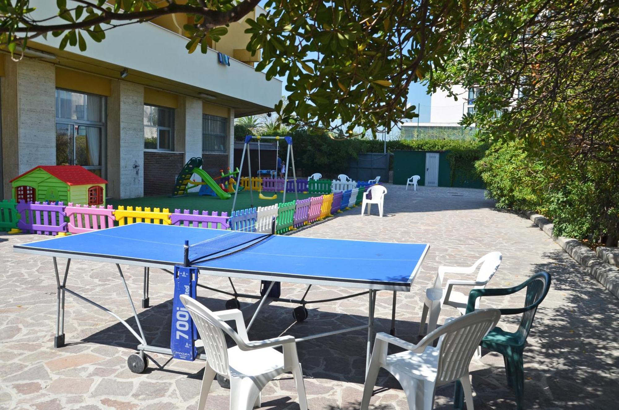 Grand Eurhotel Montesilvano Marina Esterno foto