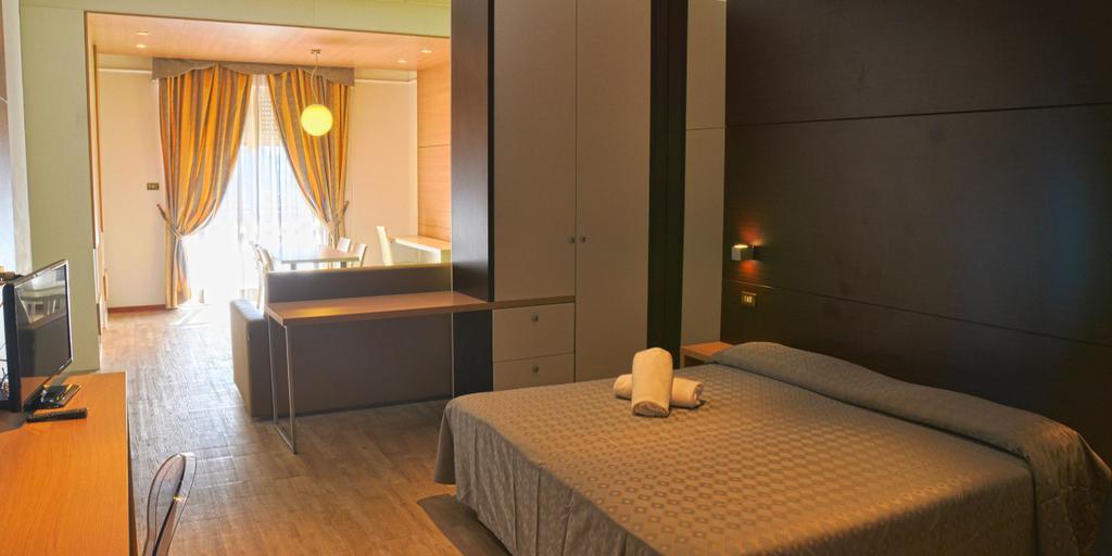 Grand Eurhotel Montesilvano Marina Esterno foto