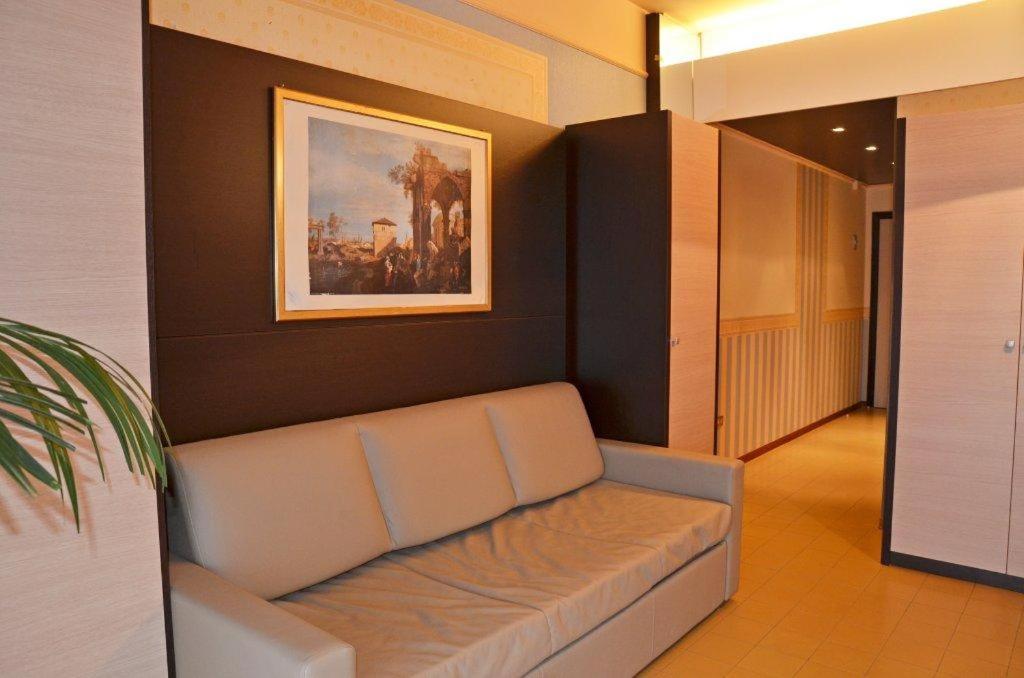 Grand Eurhotel Montesilvano Marina Esterno foto