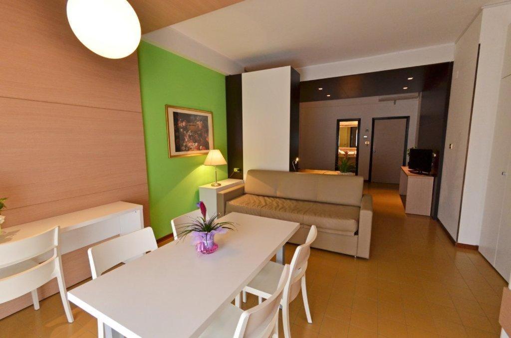 Grand Eurhotel Montesilvano Marina Esterno foto