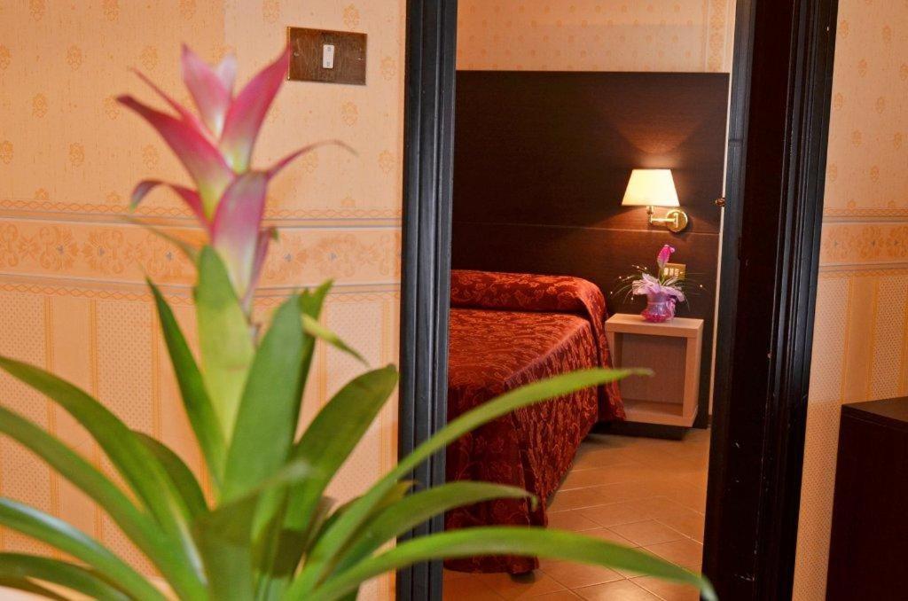 Grand Eurhotel Montesilvano Marina Esterno foto
