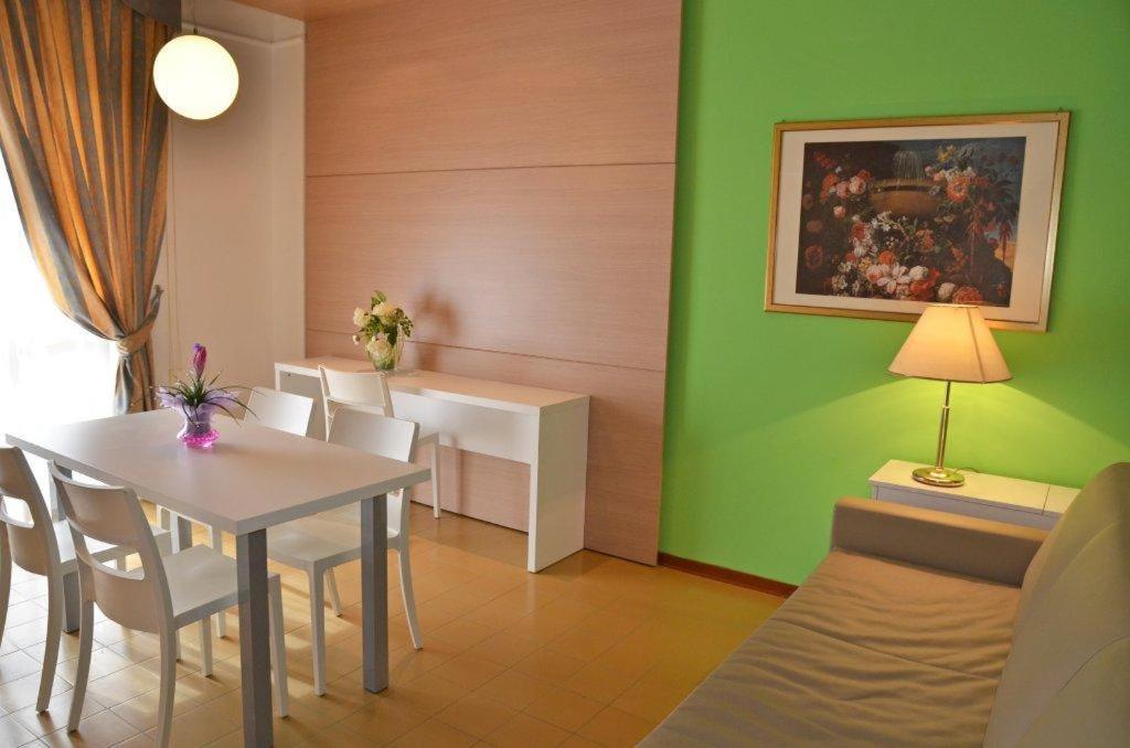 Grand Eurhotel Montesilvano Marina Esterno foto